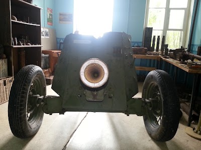 Photos of S&auml;&auml;re Militaarmuuseum