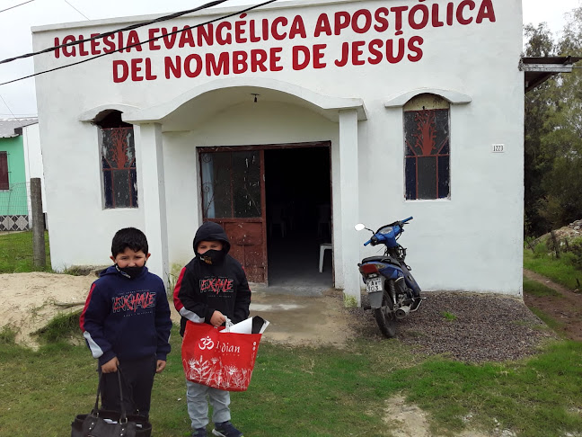 Iglesia Evangélica Apostólica del Nombre de Jesús en Melo - Iglesia