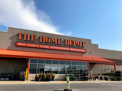 The Home Depot, 300 Thruway Plaza Dr, Cheektowaga, NY 14225, USA, 