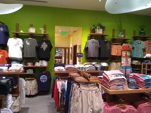 T-shirt stores Honolulu