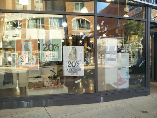 Clothing Store «Urban Outfitters», reviews and photos, 507 E Green St, Champaign, IL 61820, USA