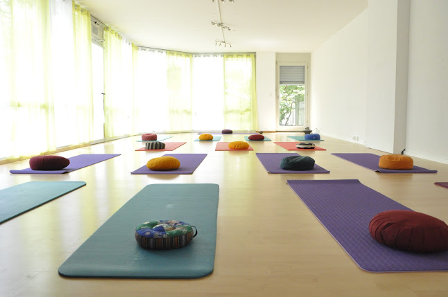 Rezensionen über Centre de Yoga La Roselière - Viviane Martin-Prélaz in Yverdon-les-Bains - Yoga-Studio