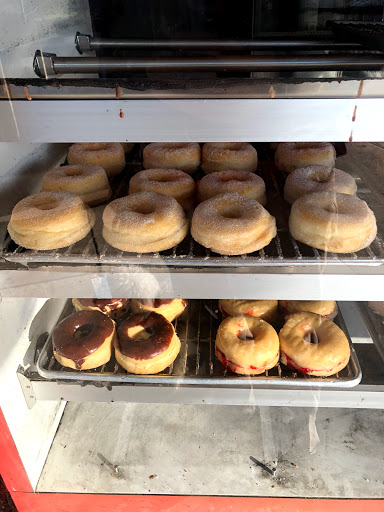 Donut Shop «Monarch Donuts», reviews and photos, 15 Huntington Dr, Arcadia, CA 91007, USA