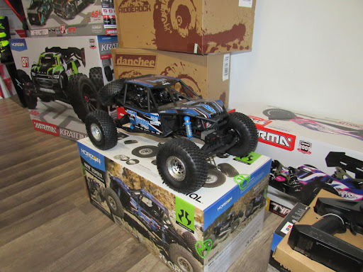 Airbrushing Service «Moto Styles», reviews and photos, 17540 Chatsworth St, Granada Hills, CA 91344, USA