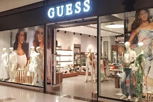 GUESS image