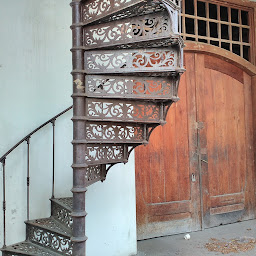 Gedung Oudetrap
