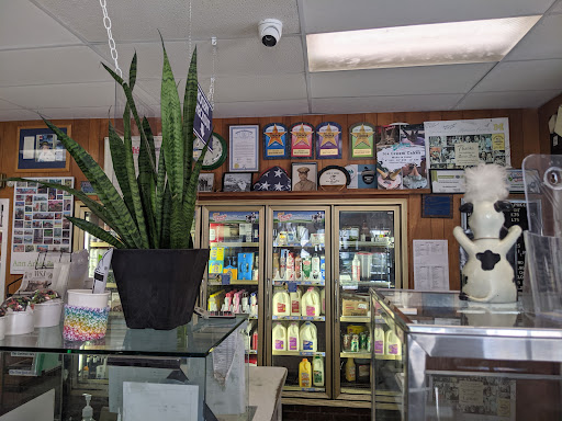 Ice Cream Shop «Washtenaw Dairy», reviews and photos, 602 S Ashley St, Ann Arbor, MI 48103, USA