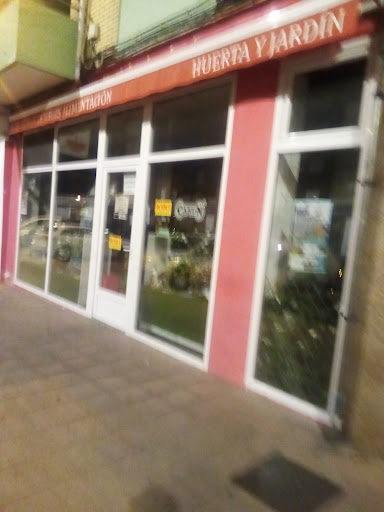 DISTRIBUCIONES PICO Y PLUMA - Torrelavega