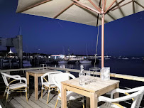 Atmosphère du Restaurant L'Huitre Bleue dégustation - vue panoramique / sans réservations à Andernos-les-Bains - n°19