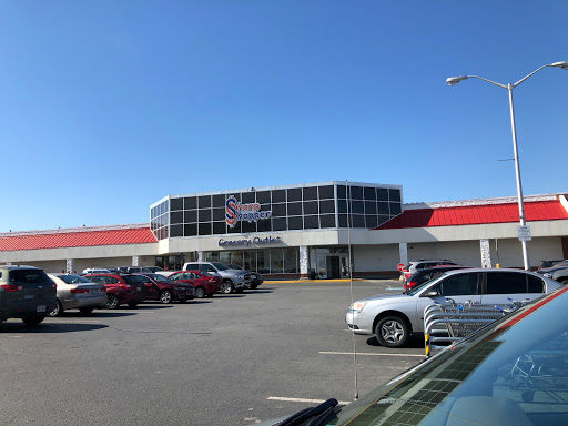 Grocery Store «Sharp Shopper Grocery Outlet», reviews and photos, 802 Berryville Ave, Winchester, VA 22601, USA