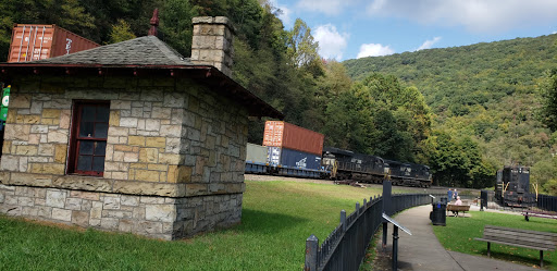 Tourist Attraction «Horseshoe Curve National Historic Landmark», reviews and photos, 2400 Veterans Memorial Hwy, Altoona, PA 16601, USA