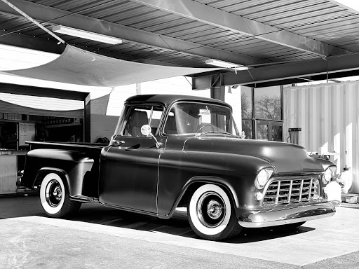 Truck Dealer «Truckmasters Truck & Car Sales», reviews and photos, 3152 E Bell Rd, Phoenix, AZ 85032, USA