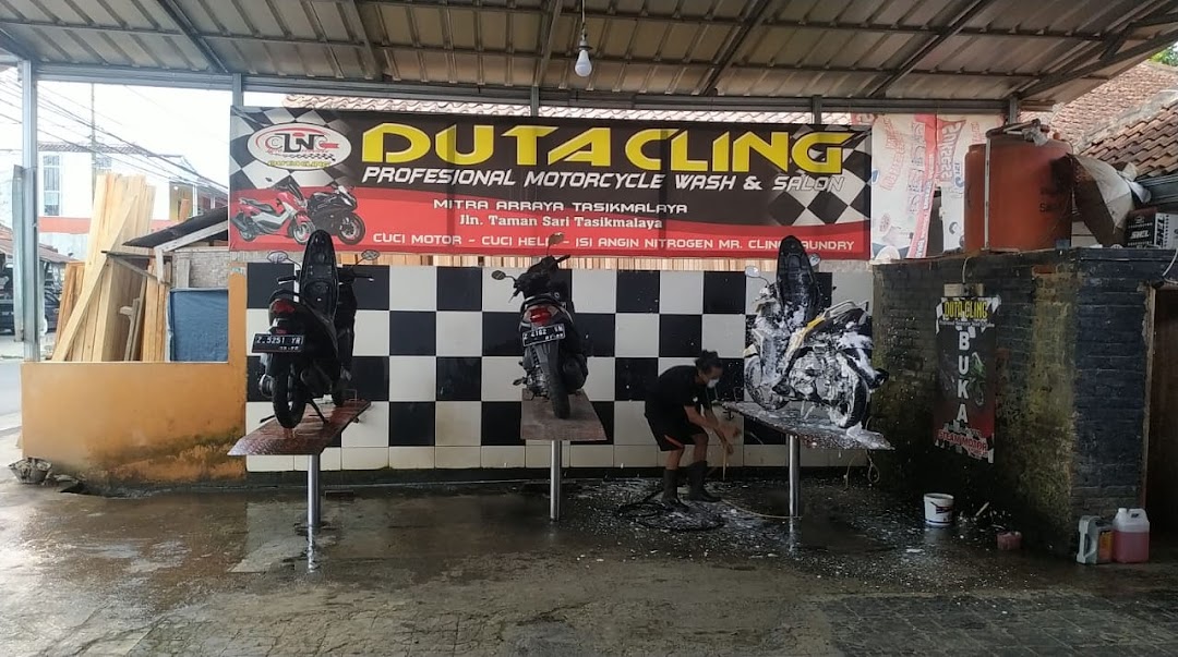 Duta Cling Profesional Motorcycle Wash & Salon