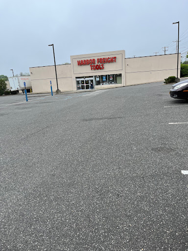 Hardware Store «Harbor Freight Tools», reviews and photos, 301 W Jericho Turnpike, Huntington Station, NY 11746, USA