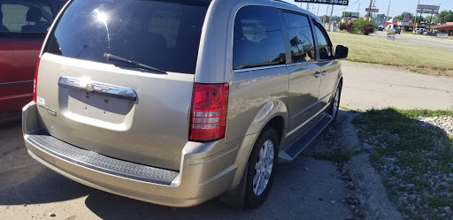 Used Car Dealer «Fast Finance Auto Sales Flint», reviews and photos, 4304 S Dort Hwy, Flint, MI 48507, USA