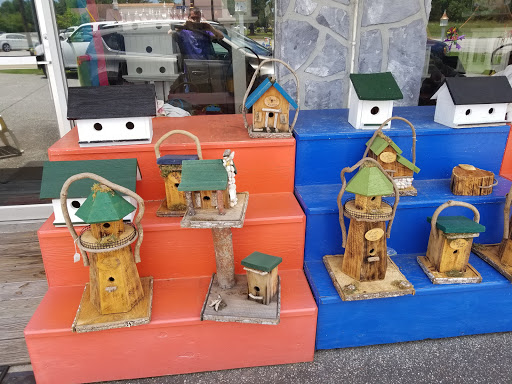 Jet's Bird House LLC