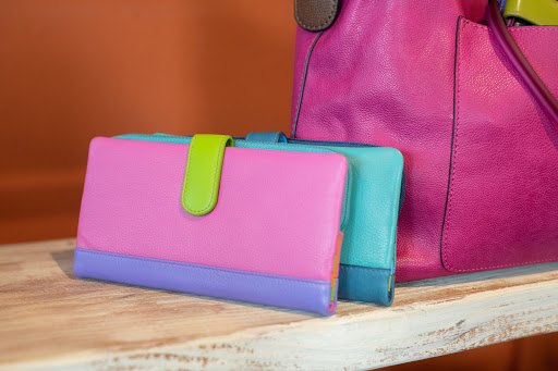 Shoe Store «Switch Shoes», reviews and photos, 7871 SW Capitol Hwy, Portland, OR 97219, USA