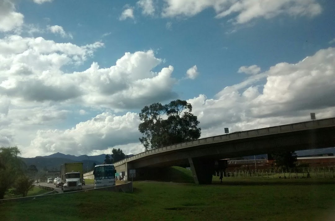 Puente Salida Norte Bogotá