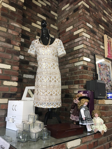 Gift Shop «Precious Life Thrift & Gift», reviews and photos, 3622 Florista St, Los Alamitos, CA 90720, USA