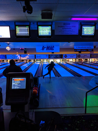 Bowling Alley «10 Pins of Trenton», reviews and photos, 2591 Fort St, Trenton, MI 48183, USA