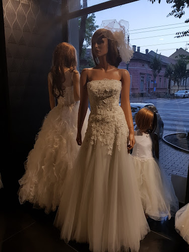 Nina Wedding Dresses