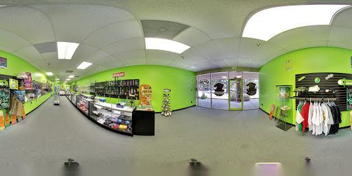 Tobacco Shop «Green Planet Smoke Shop», reviews and photos, 15325 Amberly Dr, Tampa, FL 33647, USA