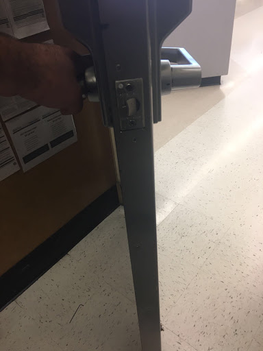 Locksmith «Zip Locksmith», reviews and photos, 35400 Pacific Hwy S, Federal Way, WA 98003, USA