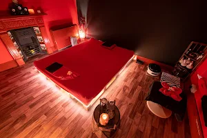 Thai massage Therapist - Iris massage studio image