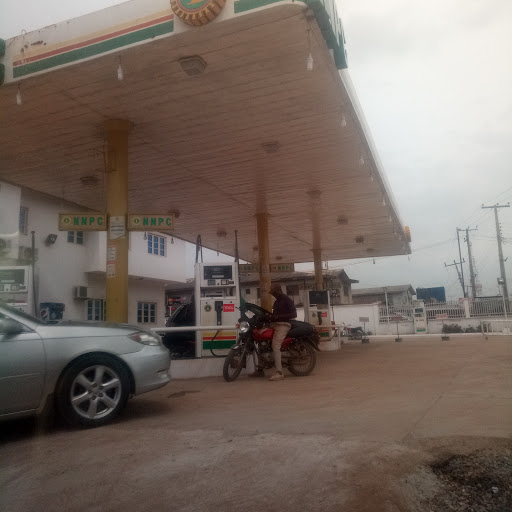 NNPC filling station, 4 Owutu-Isawo Rd, Ikorodu, Nigeria, Car Wash, state Lagos
