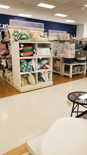 Department Store «Marshalls», reviews and photos, 4487 Main St, Bridgeport, CT 06606, USA