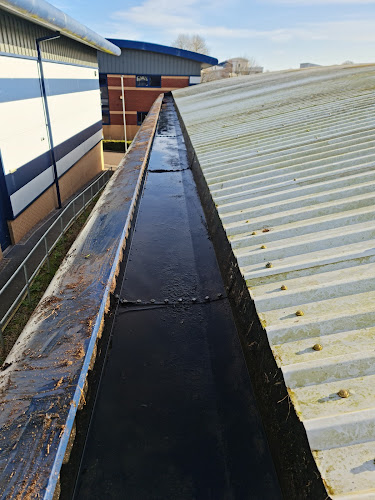 Comments and reviews of Luke's Gutters & Roof Cleaning