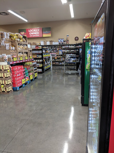 Grocery Store «Grocery Outlet Bargain Market», reviews and photos, 1800 E 8th St, Davis, CA 95616, USA