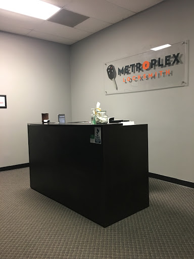 Locksmith «Metroplex Locksmith», reviews and photos, 3701 S Cooper St #250, Arlington, TX 76015, USA