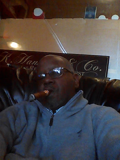 Cigar Shop «La Casa Del Tabaco Cigar Lounge», reviews and photos, 3330 Piedmont Rd NE #20, Atlanta, GA 30305, USA