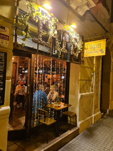 Tabo Bar Restaurant Barcelona