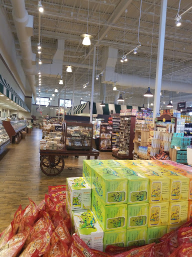 Grocery Store «The Fresh Market», reviews and photos, 1320 McFarland Blvd E #100, Tuscaloosa, AL 35401, USA