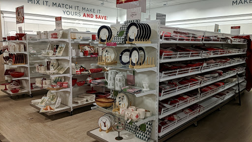 Department Store «HomeGoods», reviews and photos, 43 Woodbridge Center Dr, Woodbridge, NJ 07095, USA