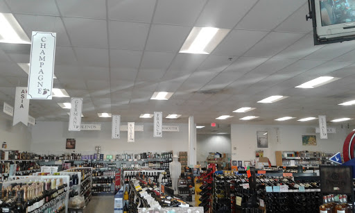 Liquor Store «Montgomery County Liquor & Wine - Cloverly», reviews and photos, 723 Cloverly St, Silver Spring, MD 20905, USA
