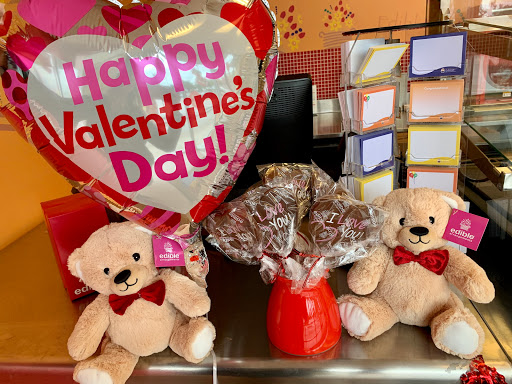 Gift Shop «Edible Arrangements», reviews and photos, 1013 W University Ave Suite 165, Georgetown, TX 78628, USA