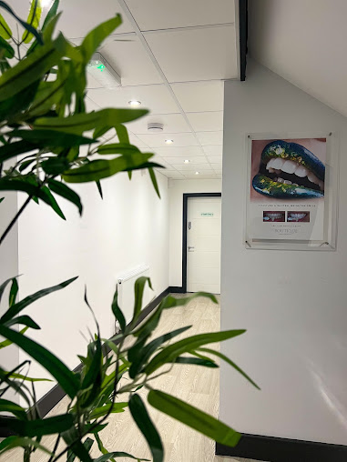 نايتون لطب الأسنان - Knighton Dental Practice