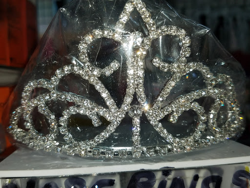 Beauty Supply Store «Hanini Plus discount hair and beauty supplies», reviews and photos, 340 Broad St, Elyria, OH 44035, USA