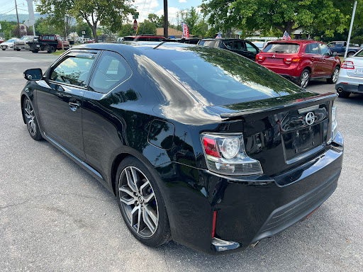 Used Car Dealer «Royal Pike Motors», reviews and photos, 411 N Commerce Ave, Front Royal, VA 22630, USA