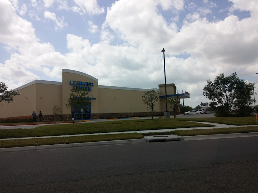 Thrift Store «Goodwill - Wisconsin Rd (Edinburg)», reviews and photos, 3502 I-69C, Edinburg, TX 78542, USA