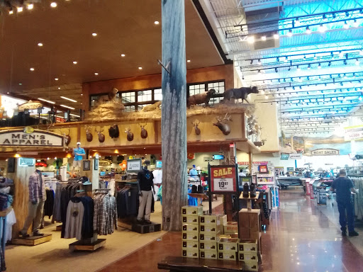 Sporting Goods Store «Bass Pro Shops», reviews and photos, 1133 N Dobson Rd, Mesa, AZ 85201, USA