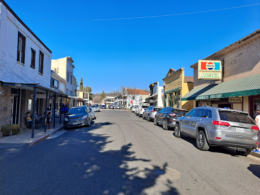 Grocery Store «Barendregt Grocery», reviews and photos, 18195 Main St, Jamestown, CA 95327, USA