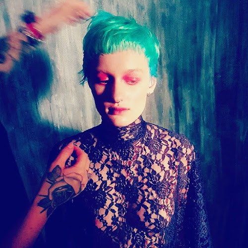 Pretty Punk - Frisør