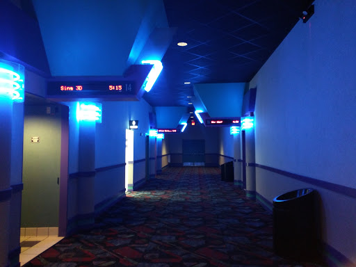 Movie Theater «Regal Cinemas Medina 16», reviews and photos, 200 W Reagan Pkwy, Medina, OH 44256, USA