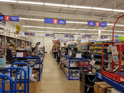 Hardware Store «Harbor Freight Tools», reviews and photos, 1525 S Willow St #14, Manchester, NH 03103, USA