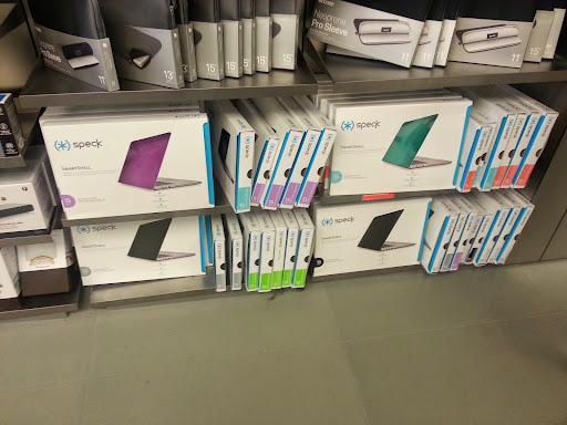 Computer Store «Apple Legacy Place», reviews and photos, 508 Legacy Pl, Dedham, MA 02026, USA