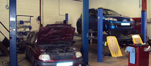 Photo 2 - AD Garage Expert AUTO PASSION